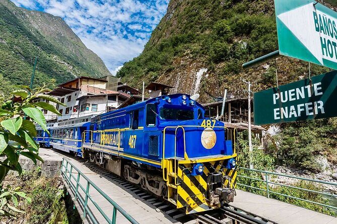 Traditional Cusco 4 days: city, Sacred Valley, Machu Picchu & Rainbow Mountain - Rainbow Mountain Day 4 to Vinincunca: Cusipata breakfast, alpaca sightings, and a difficulty III trek