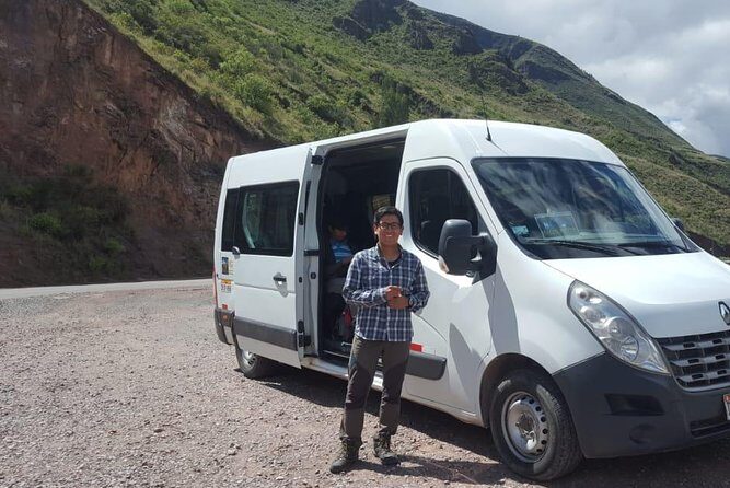 Transfer Cusco Airport - Hotel or Train Station - Included vs not included: plan for food and what you’ll carry