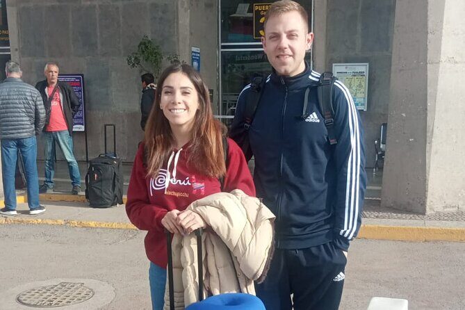 Transfer Cusco Airport to your Hotel in Cusco - Meeting your driver: the sign, the timing, and the real-world payoff