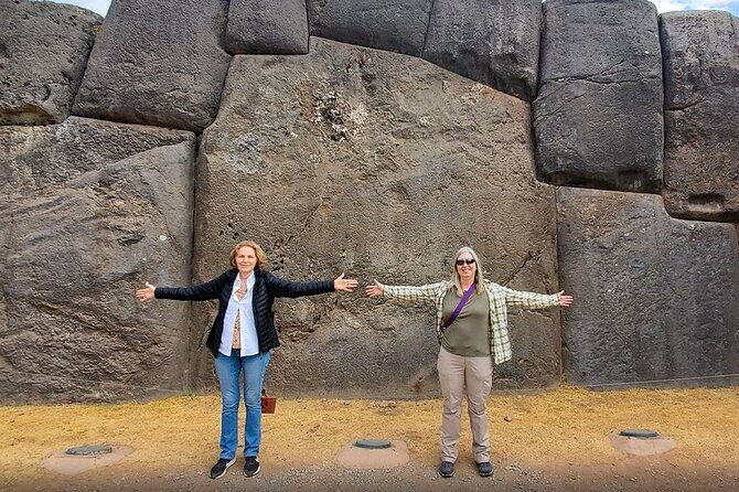 Visit Cusco & Machu Picchu in 5 Days / 4 Nights - All Inclusive - Sacred Valley day: Pisac market time and a real train ride