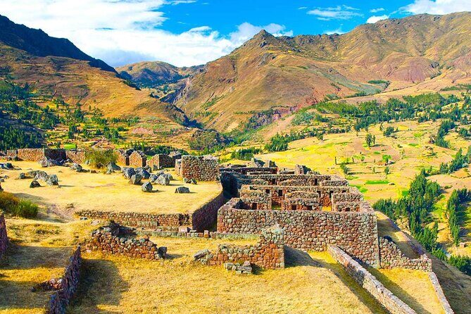Wonders of the Sacred Valley VIP! Tour Full day with Food - Pisac market and ruins: where views meet crafts